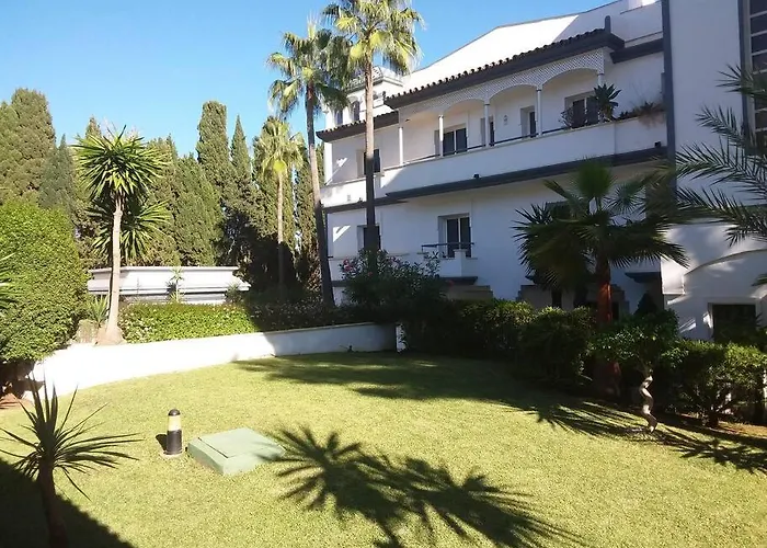 First Line Gelijkvloers App * Estepona