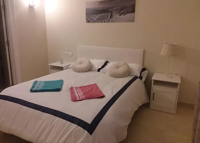 First Line Gelijkvloers App Apartment Estepona